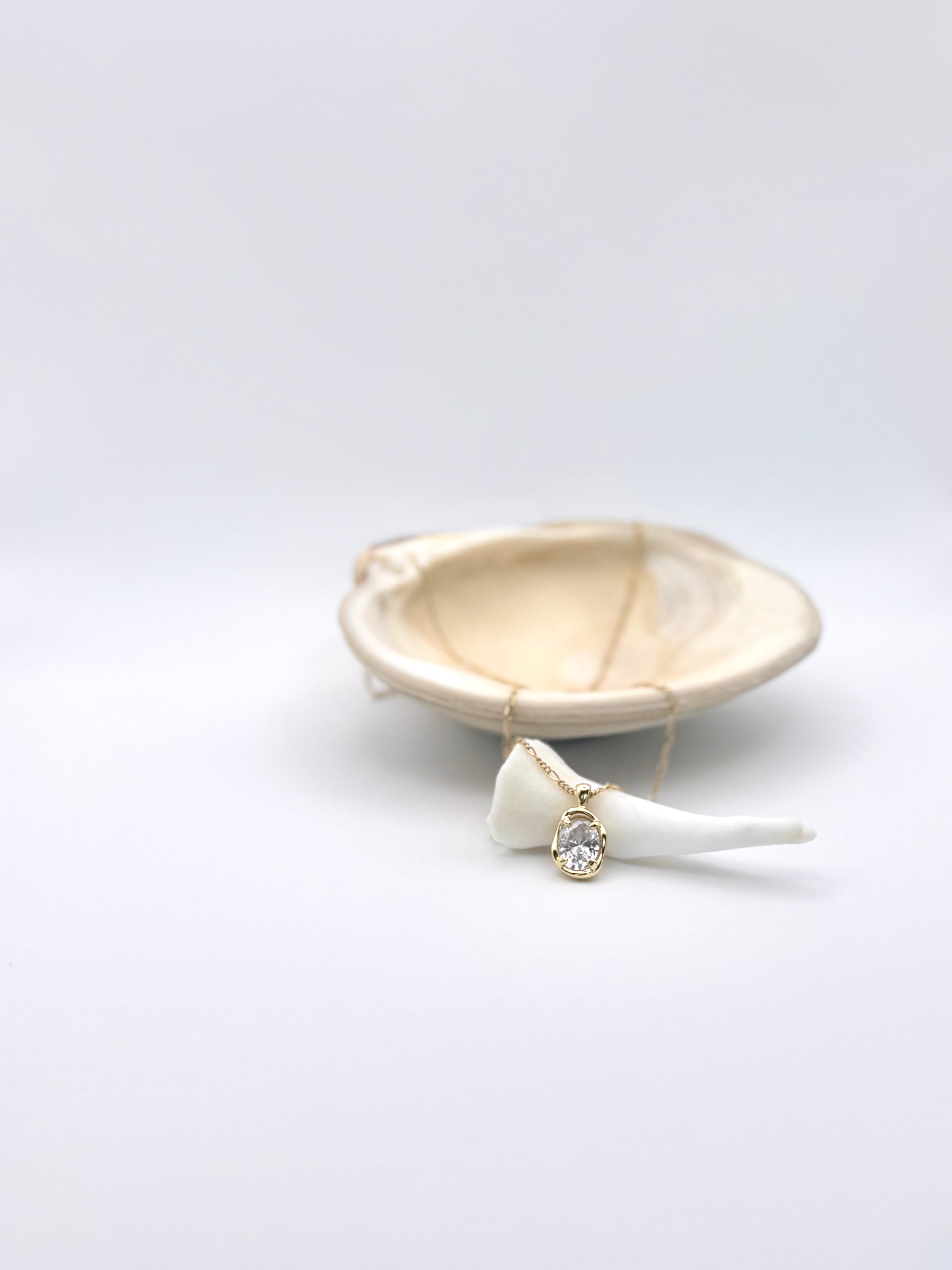 ROME - abstract stone drop