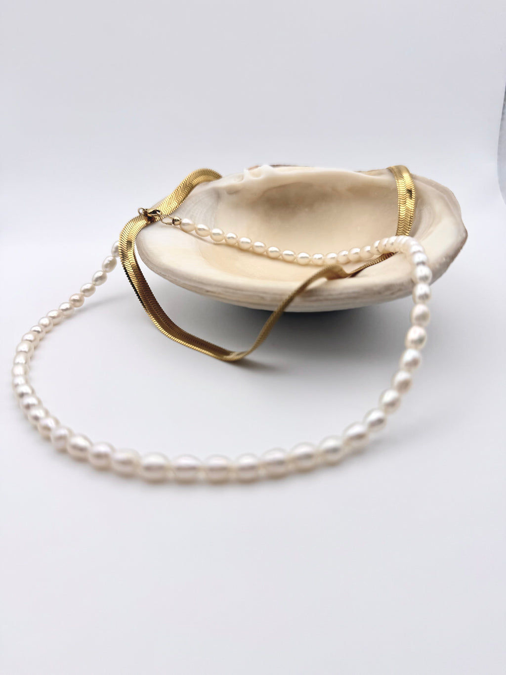 RIVER - herringbone necklace