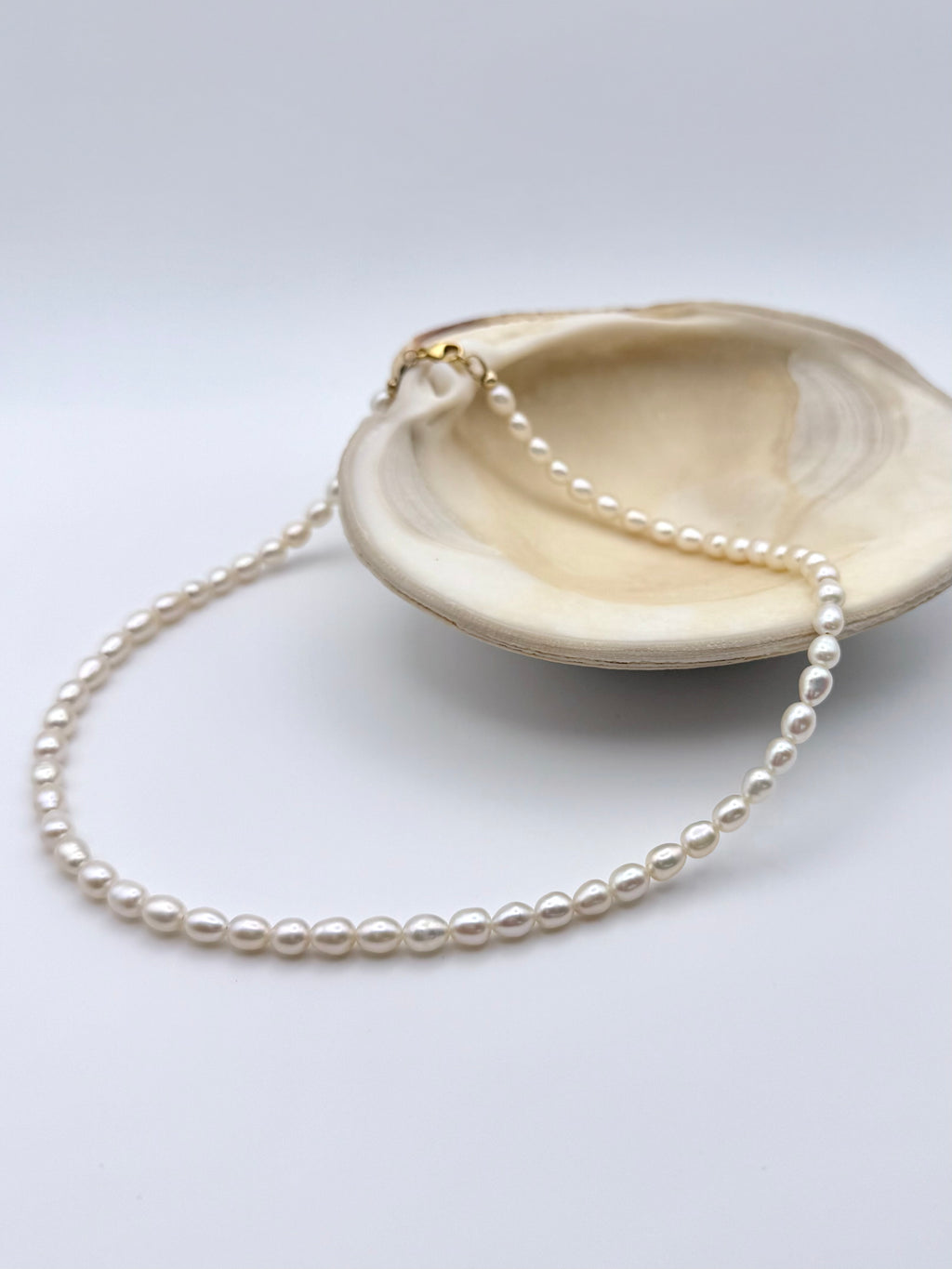 MIRA - pearl choker
